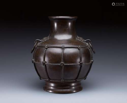 LARGE CHINESE BRONZE HU VASE