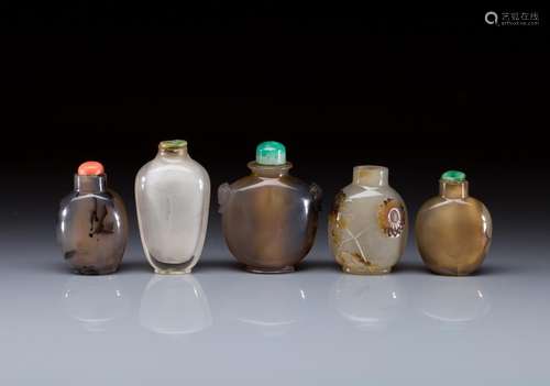 FIVE AGATE & ROCK CRYSTAL SNUFF BOTTLES