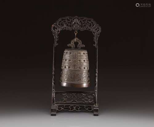 CHINESE BRONZE TEMPLE BELL