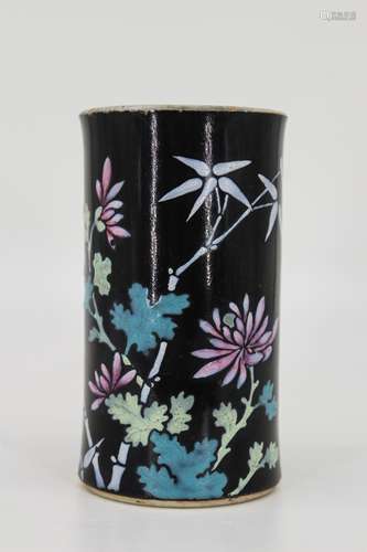 CHINESE FAMILLE NOIR PORCELAIN BRUSH POT