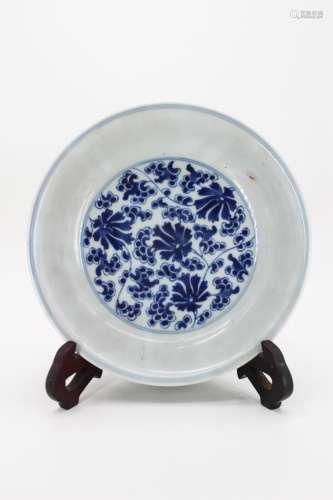 CHINESE BLUE WHITE FLOWER PLATE