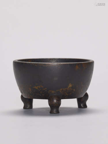 銅鉢式三足爐