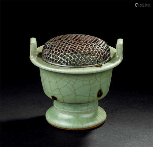 元代（1279-1368） 铁斑釉双耳香炉