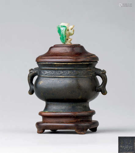 清代（1644-1911） 铜双龙耳小香炉