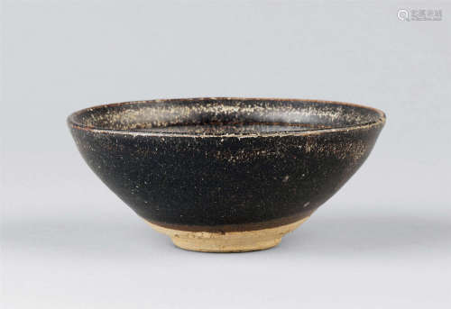 宋代（960-1279） 吉州窑梅花纹天目茶碗