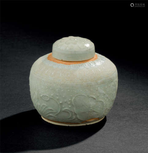 宋代（960-1279） 湖田窑印花带盖小罐