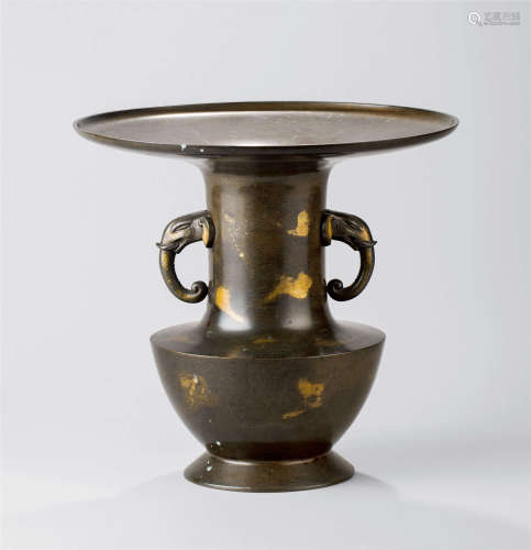 明代（1368-1644） 铜贴金双象耳花器