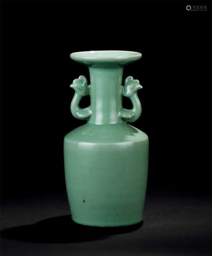 元代-明代（1368-1644） 青瓷双凤耳花器