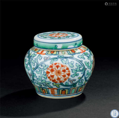 清代（1644-1911） 斗彩盖罐