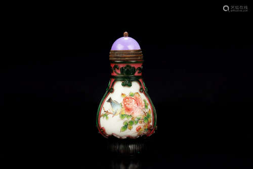 Famille rose glass overlay 'Flowers and Birds' snuff bottle