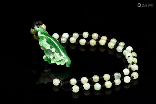 JADEITE FROGS ON LOTUS NECKLACE WITH GIA CERTIFICATE