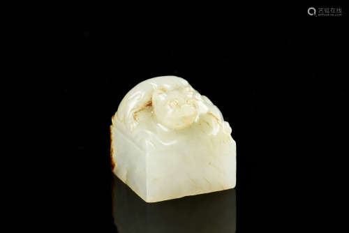White jade carved 'Chilong' stamp seal
