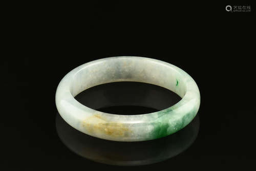 JADEITE BANGLE WITH GIA CERTIFICATE