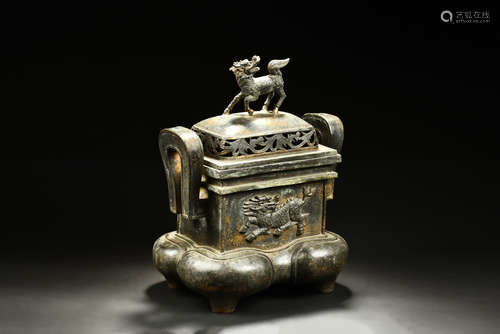 Bronze cast 'Qilin' censer