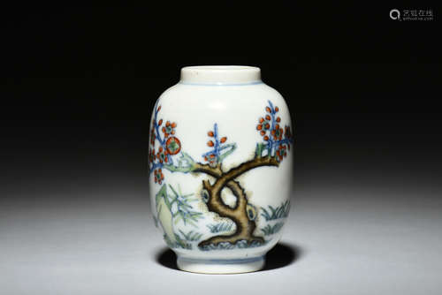 Doucai 'Plum Flowers' small jar