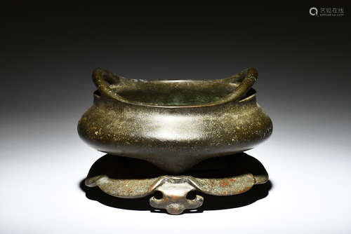 Bronze cast tripod censer with raised handles and stand