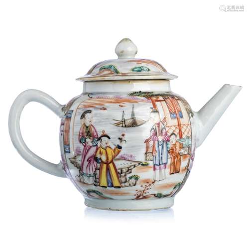 Chinese Porcelain Mandarin Teapot, Qianlong