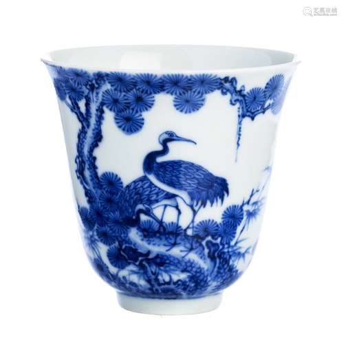 Small bowl with 'cranes' in Chinese porcelain, Minguo