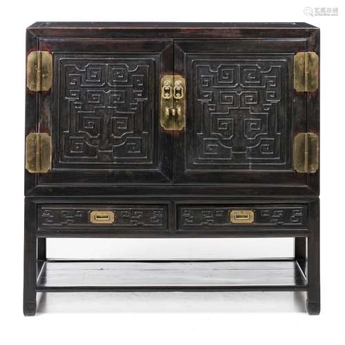 Chinese hongmu cupboard, Guangxu