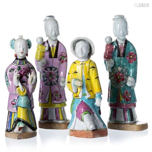 Set of four figures in Chinese porcelain, Jiaqing