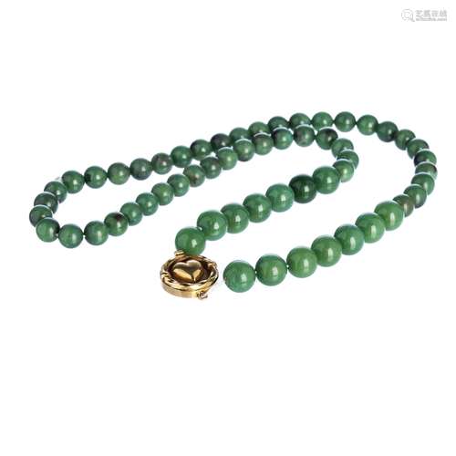 Chinese Jade necklace with a gold clasp