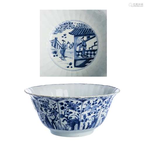 Deep bowl in Chinese porcelain, Kangxi