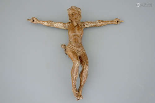 Un grand Christ en bois sculptŽ, France ou Allemagne, 15/16me