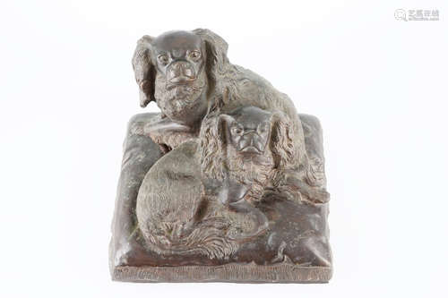 Charles Valton (1851-1918), Deux Cavalier King Charles spaniels, groupe en bronze, 20me