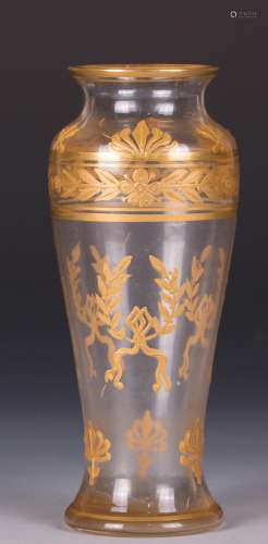CHINESE GILT ON CLEAR GLASS FLOWER VASE