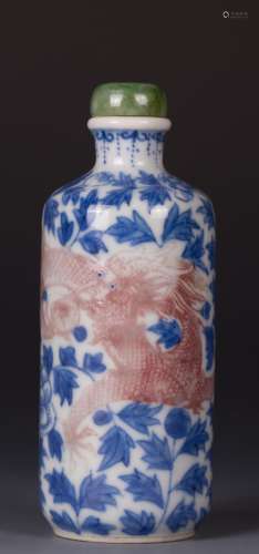 CHINESE BLUE WHITE IRON RED DRAGON SNUFF BOTTLE