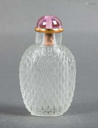 CHINESE GLASS CARVED BASKET WAVE SNUFF BOTTLE
