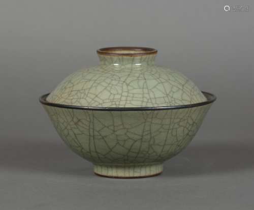 CHINESE GE TYPE COVER BOWL