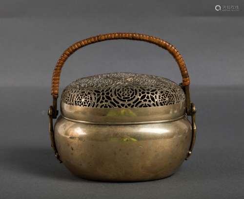 CHINESE BRONZE HAND WARMER WITH MARK