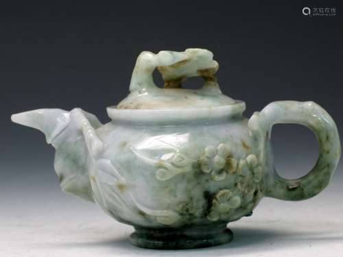 Chinese carved jadeite water dropper.