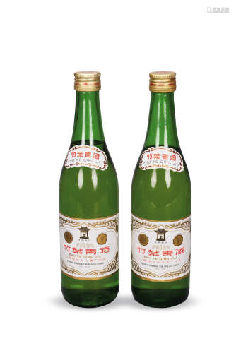 1986年 86年竹叶青酒（2瓶）