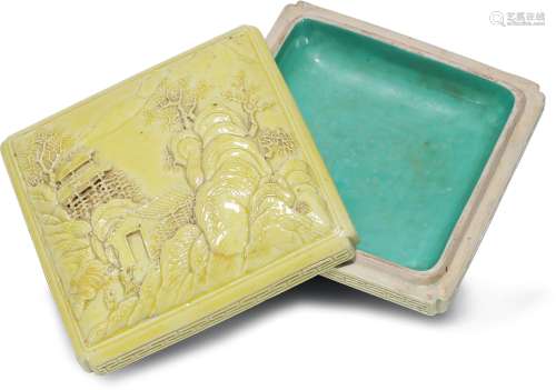 清 黄釉山水楼阁雕瓷印盒