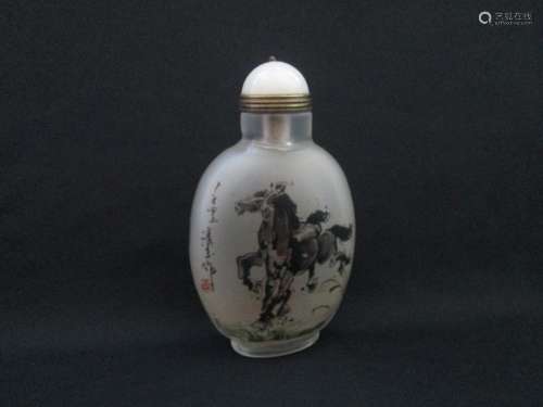 Old Chinese Glass Snuff Bottle with reverse painting, 3