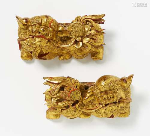 A PAIR OF SHIZI LIONS/FOO DOGS.