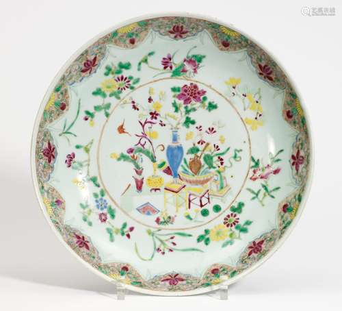 BIG PLATE WITH THE HUNDRED ANTIQUES.