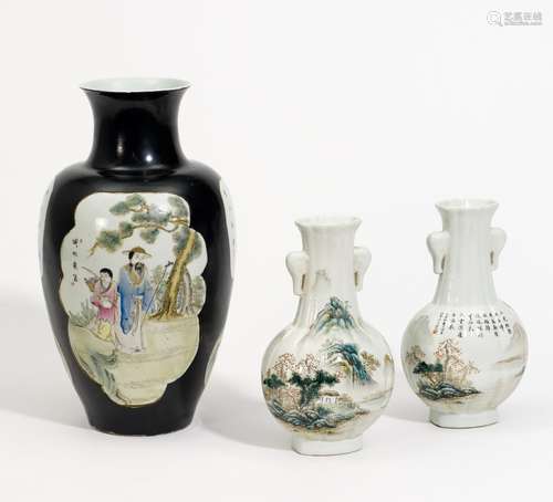 PAIR OF VASES WITH LANDSCAPE.