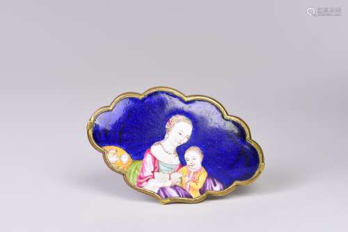 A CHINESE IMPERIAL ENAMEL BUCKLE HANGER, QING DYNASTY, QIANLONG PERIOD
