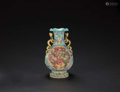 Late Qing / Republic-A Famille Glazed ‘Dragon’ Vase
