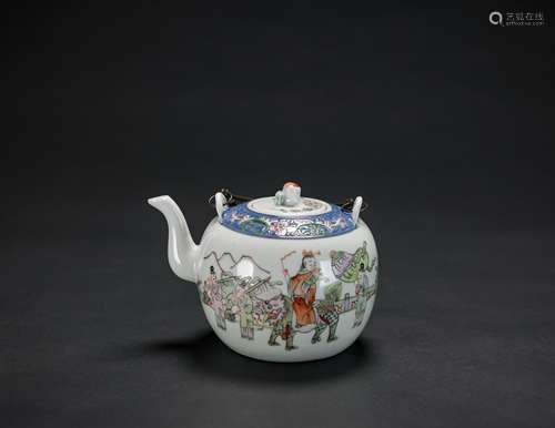 Republic-A Famille Glazed Tea Pot