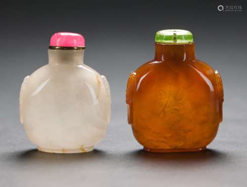 A Group Of Two Agate Snuff Bottles
