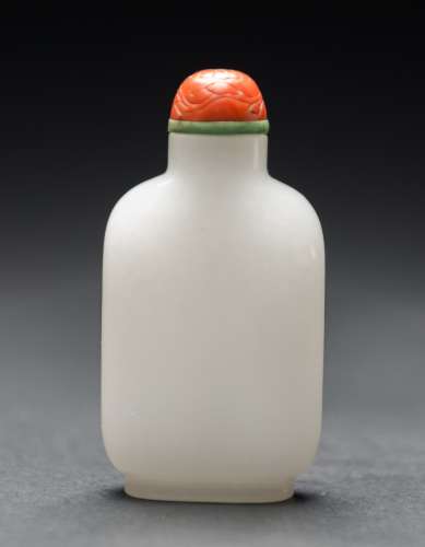 Qing - A Fine White Jade Snuff Bottle
