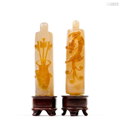 TWO PIECES OF AGATE ARROW TUBES, QING DYNASTY