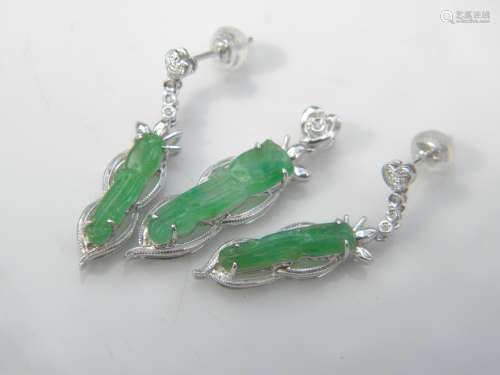 Set of 18K Gold Diamond Green Jadeite Earrings pendant
