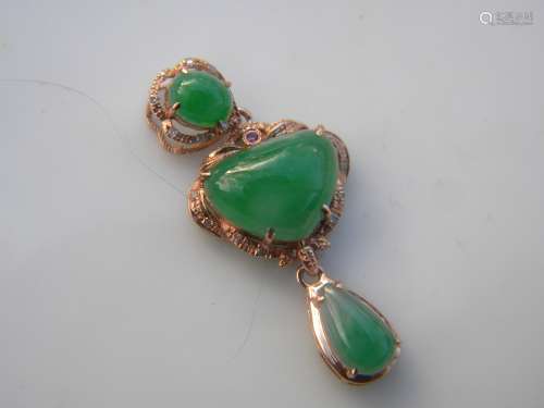 18K Gold Diamond Natural Green Jadeite Pendant