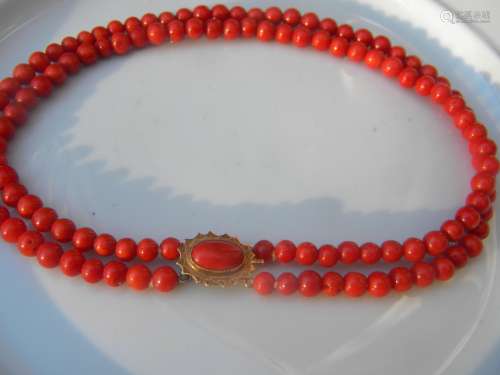Antique Natural 14K Gold Clasp Natural Red Coral