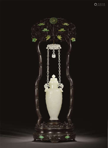 近代 白玉雕花卉吊链瓶